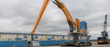 PD PORTS INVESTS £0.9 MILLION IN LIEBHERR CRANE TO BOOST PRODUCTIVITY AND SUPPORT STRATEGIC GROWTH AT GROVEPORT